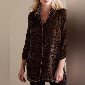 SOFT SURROUNDINGS Large Icon Silk Blend Velvet Tunic Top Cheetah print